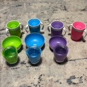 Lot of Munchkin ❤️ Kids Sippy Cups and Bowls Set